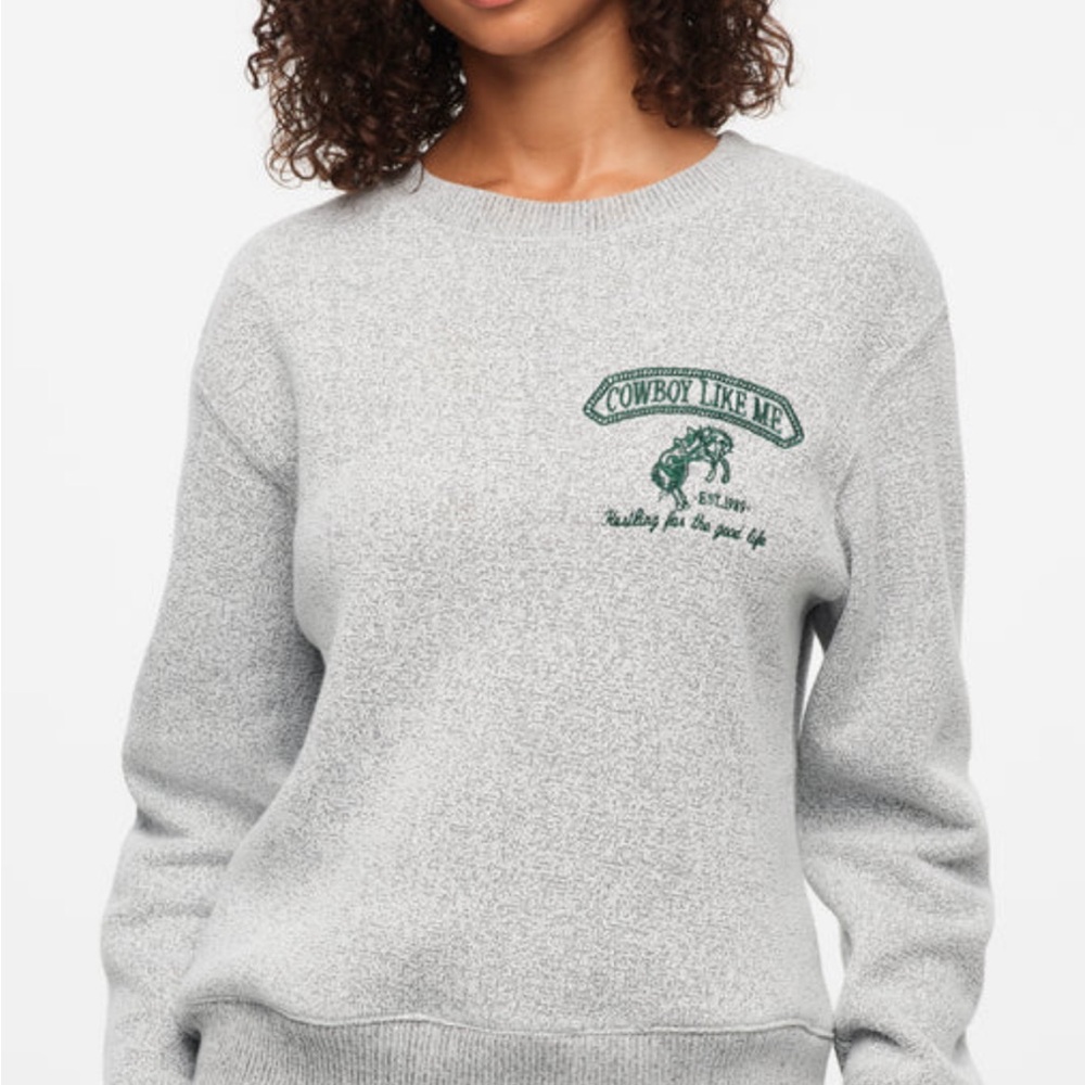 TAYLOR SWIFT “Cowboy like me” Gray Crewneck Sweater with Green Embroidery